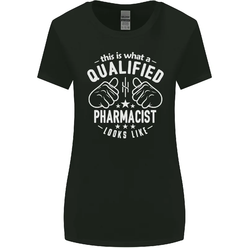 A Qualified Pharmacist Looks Like Womens Wider Cut T-Shirt Fleece Fabric Down Fabric Feather Fabric