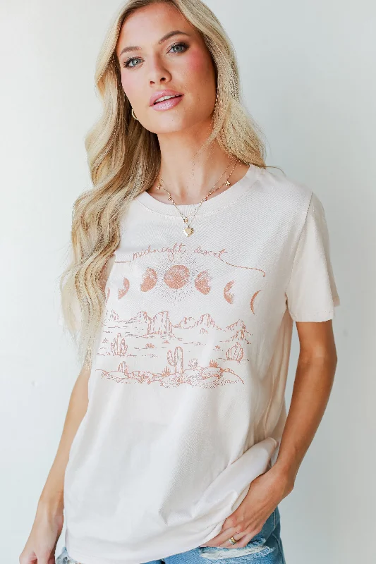 Midnight Desert Graphic Tee Elegant Classic Vintage