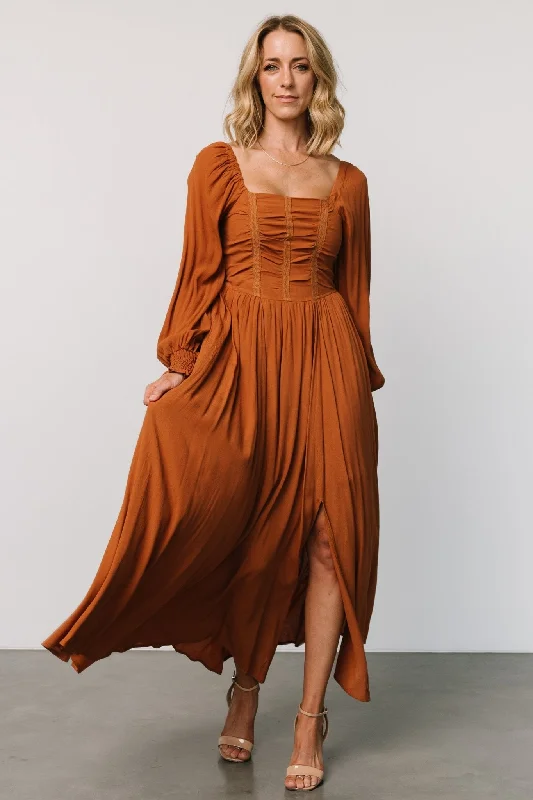 Maddalena Maxi Dress | Camel Cozy Cold-Shoulder Maxi Dress