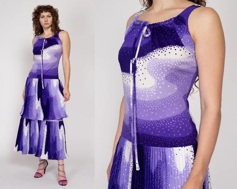 Medium 70s Purple Wavy Psychedelic Maxi Dress Comfortable Plunging Neckline Maxi Dress