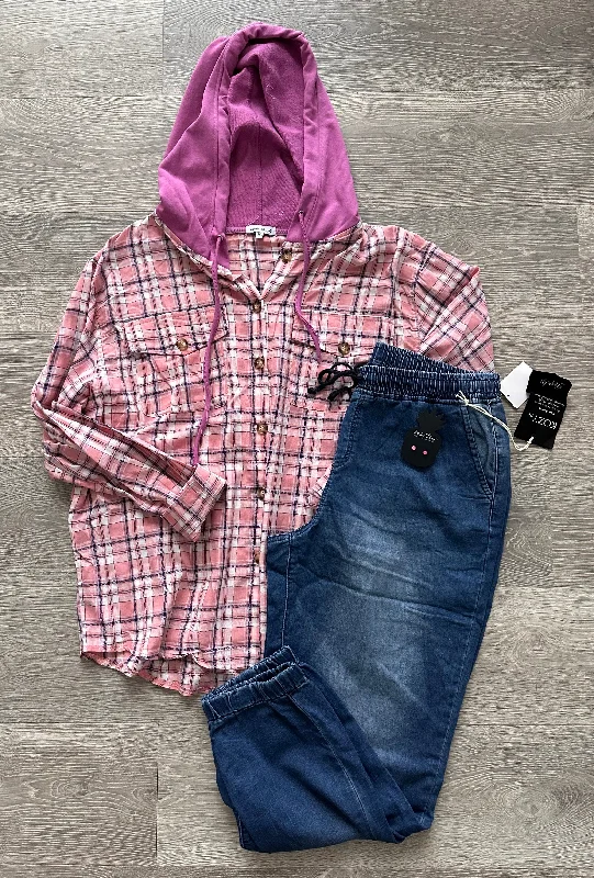 Pink Hooded Flannel Hoodie with Ribbed Cuffs Snug Fit Comfort