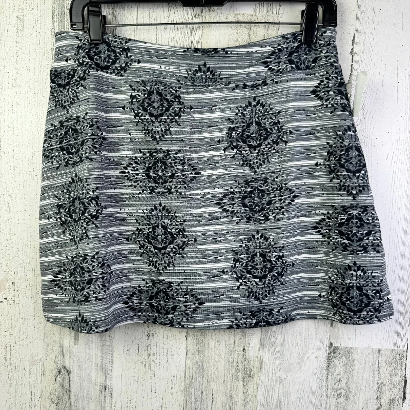 Skort By Lola In Grey, Size: 8 chiffon skirt airy